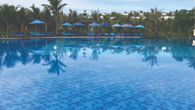 Các tiêu chuẩn cơ bản của gạch bể bơi