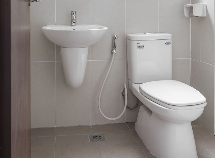 Nguồn gốc và tác dụng của vòi xịt bồn cầu