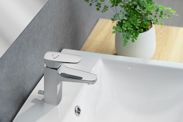Cấu tạo vòi gật gù nóng lạnh gồm 5 bộ phận chính