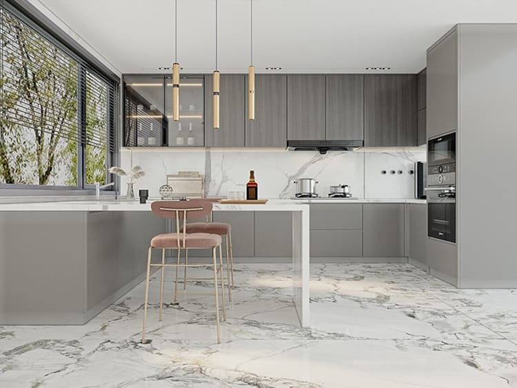 Gạch nhà bếp vân đá tông trắng xám sáng sủa, trang nhã