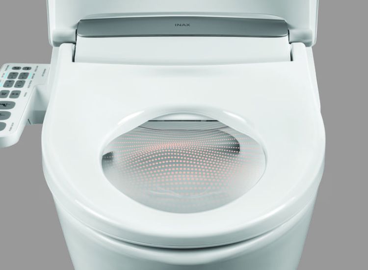 Giải pháp để ngăn nắp nhựa bồn cầu bị ố vàng