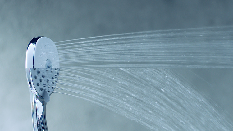 Vòi sen tăng áp Nhật Bản là gì